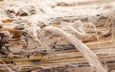 What are the legal issues around removing asbestos yourself?